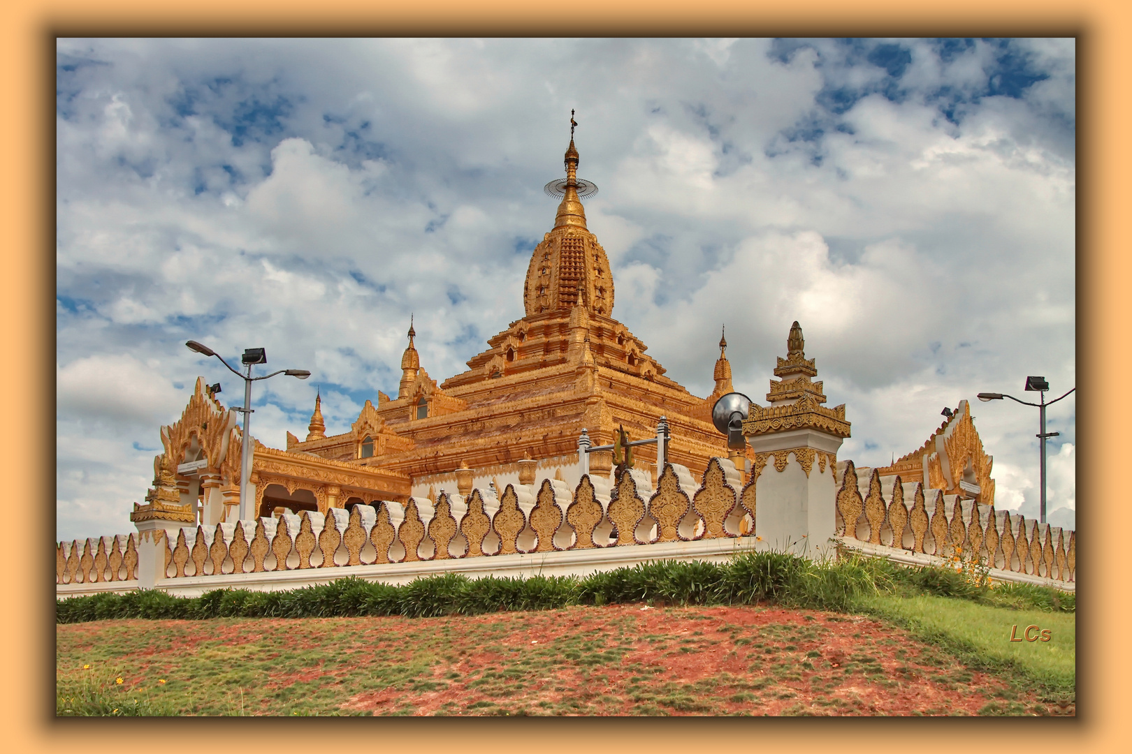 Maha Anthtookanthar Pagoda