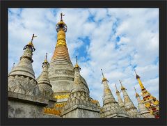 Maha Aungmye Bon Za Stupas