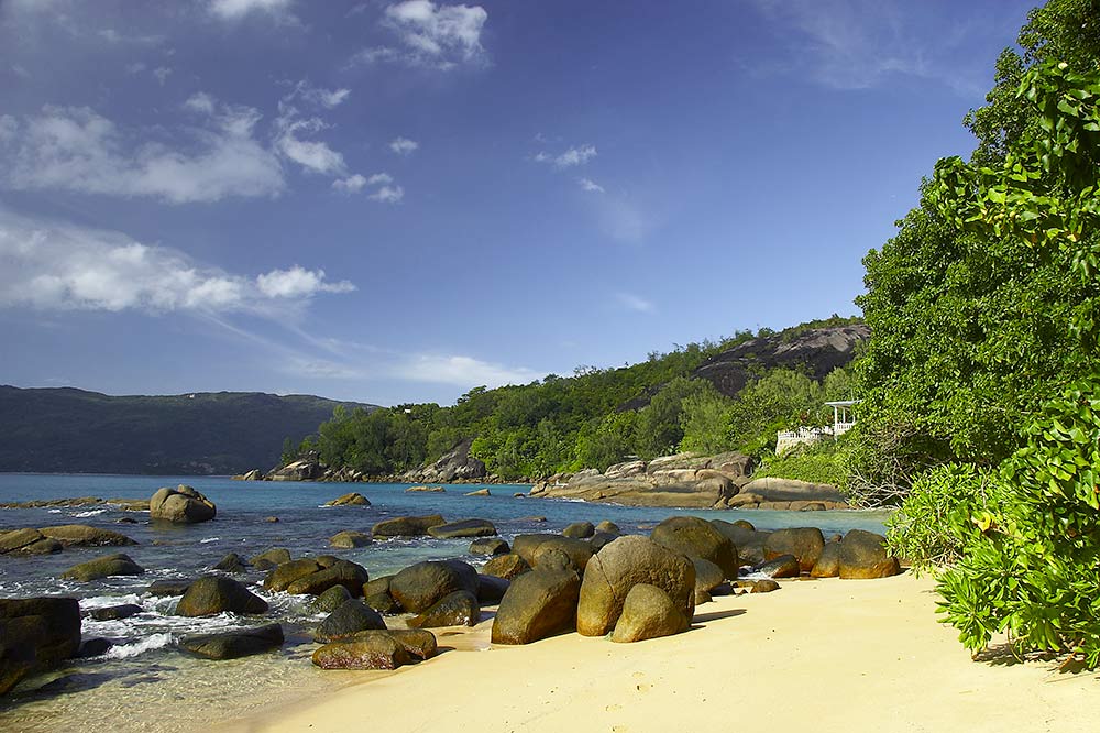 Mahé, Anse aux poules bleues