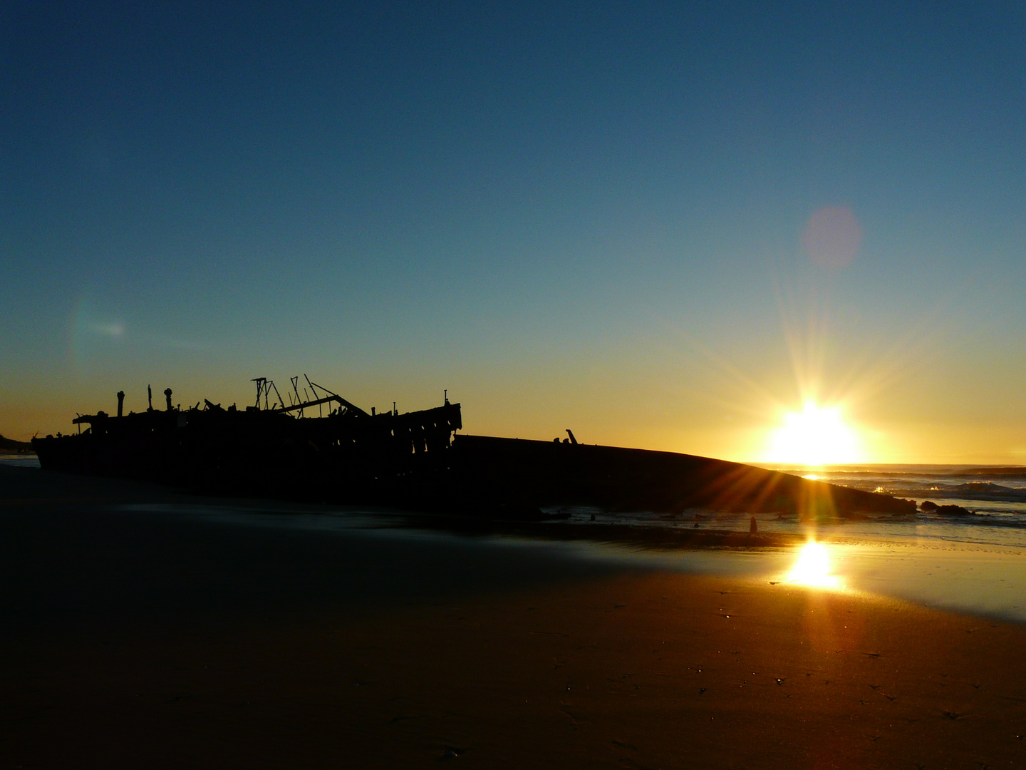 Maheno Shipwreck Fraser Island - Australia