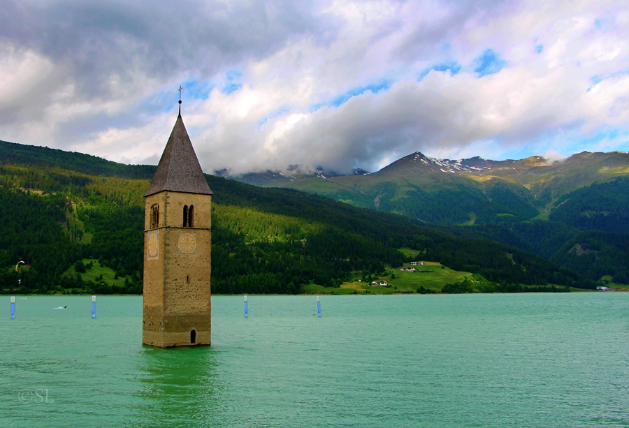 Mahnmal am Reschensee