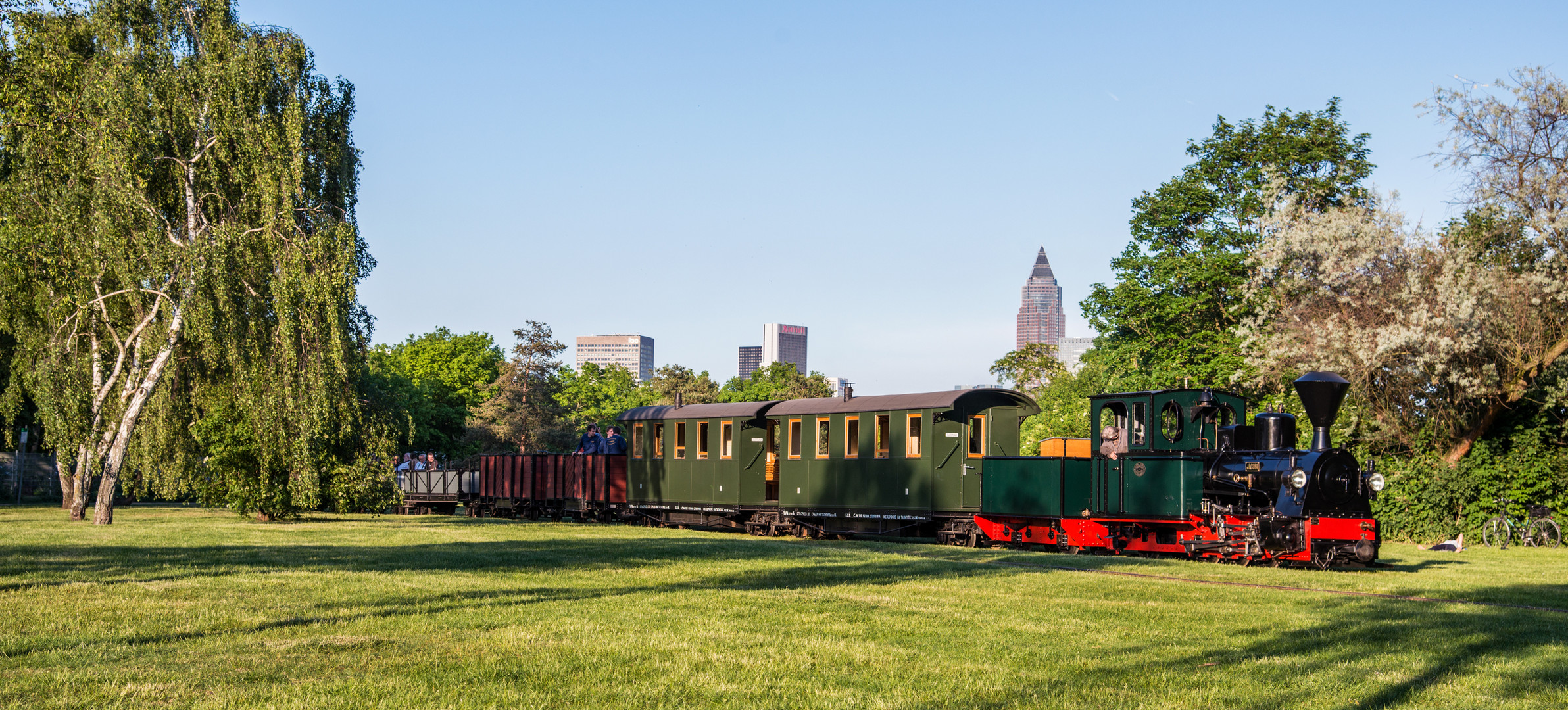 Mai 2015: 40 Jahre Feldbahn Frankfurt[M]