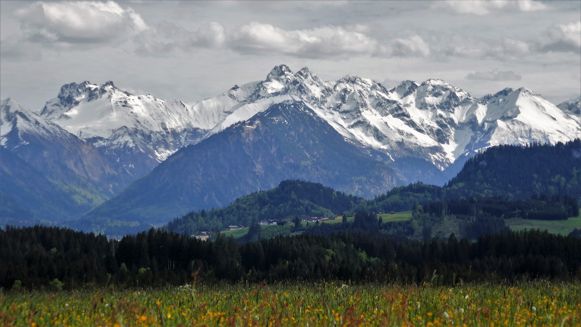 Mai im Oberen Allgäu