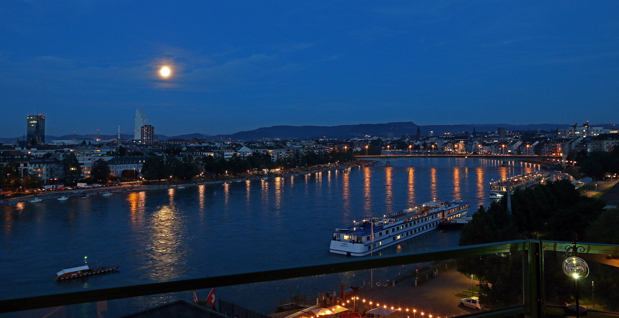 Mai Vollmond Panorama