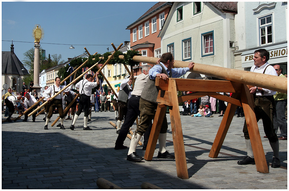 Maibaum aufstellen in Waidhofen / Ybbs