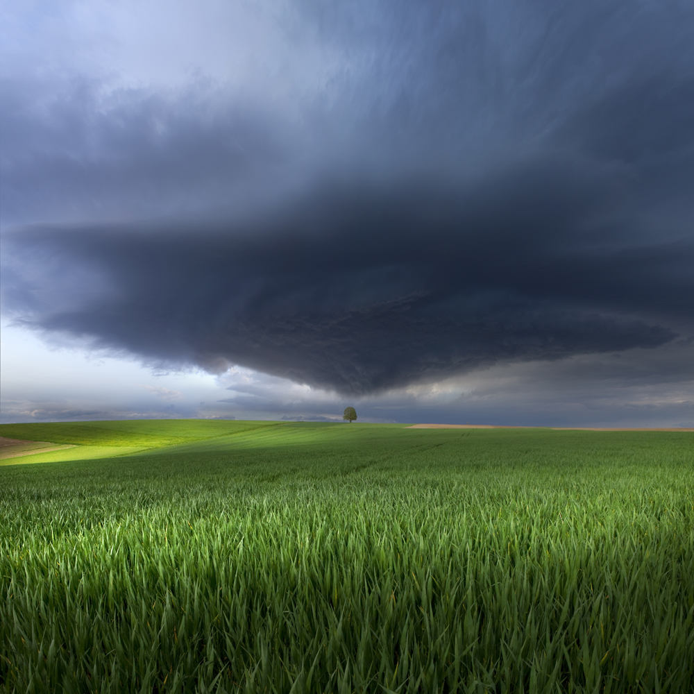 Maigewitter über der Albhochfläche