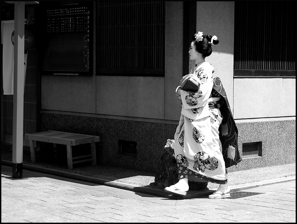 Maiko...