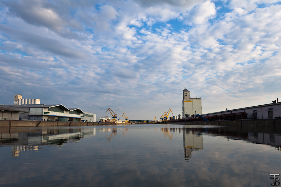 Main Donau Kanal bei Nürnberg Hafen