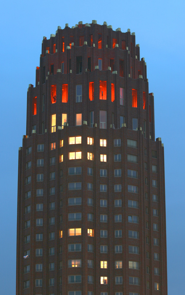 Main Plaza Tower
