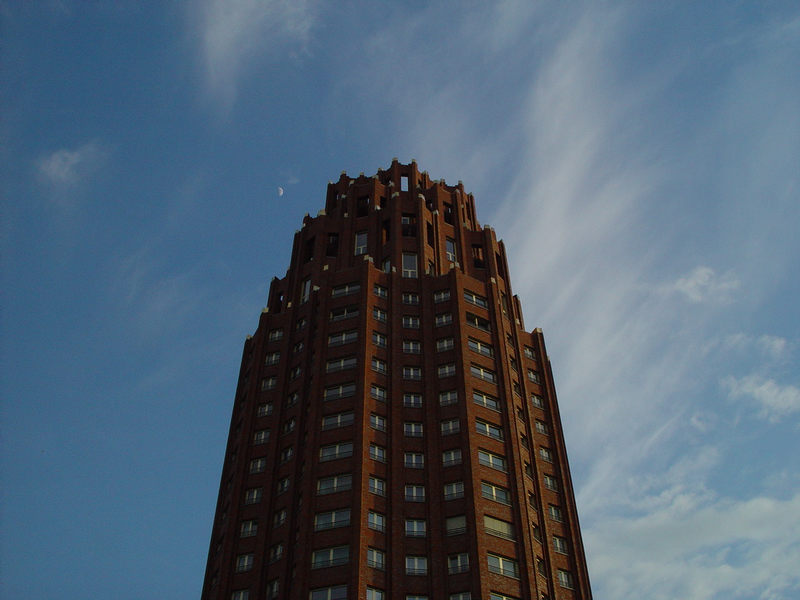 Main Tower & Half Moon