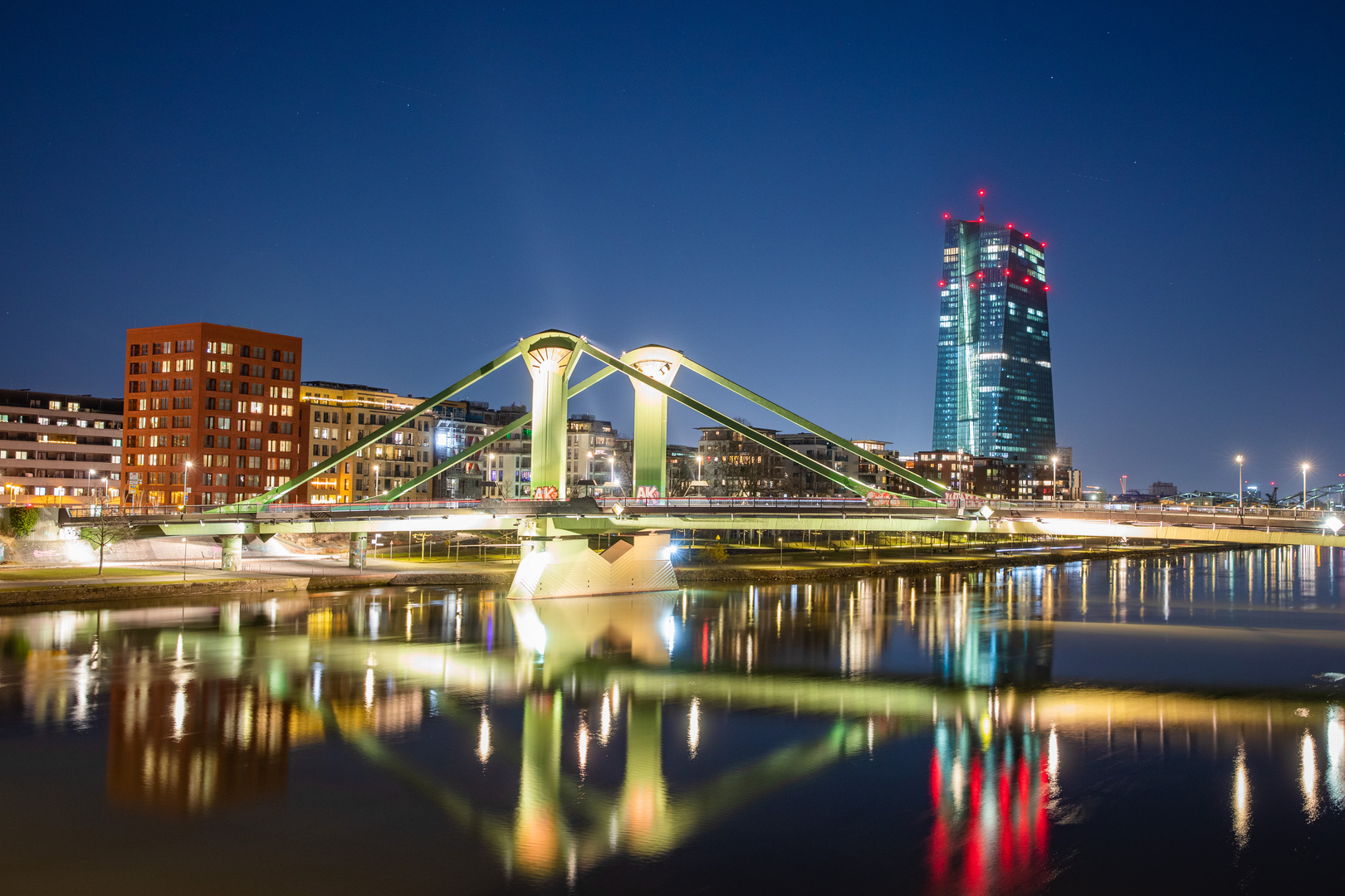 Mainhattan @ night