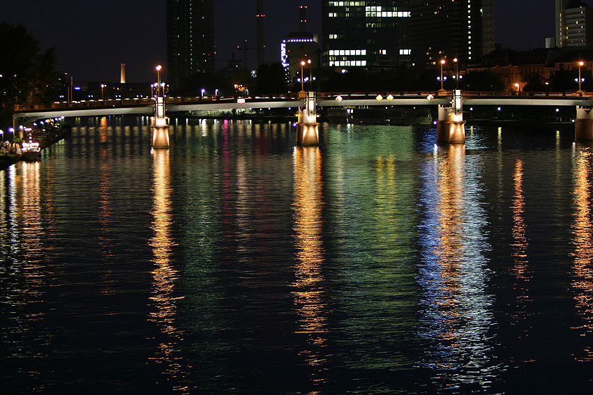 Mainhattan Night