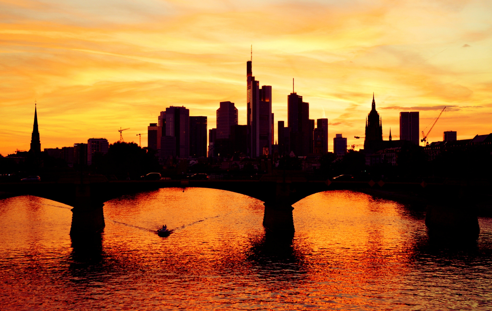 Mainhatten 2 Foto & Bild | architektur, fotos, himmel Bilder auf