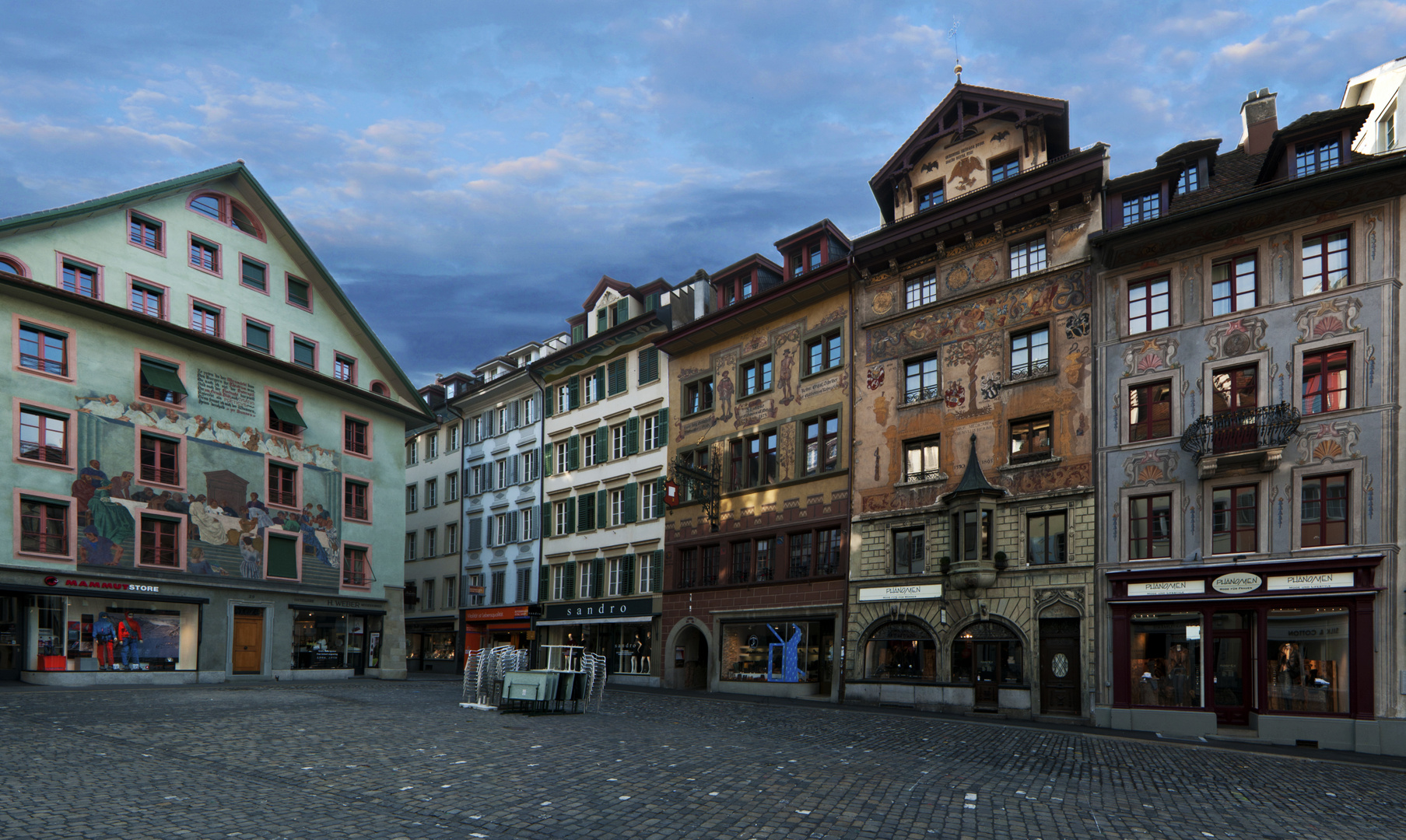 main_square_panorama