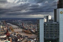 Maintowerblick -3-