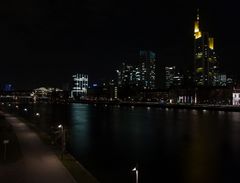 Mainufer bei Nacht