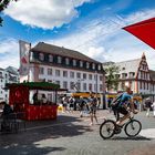 Mainz - Auf dem Schillerplatz Anfang Juli (1)