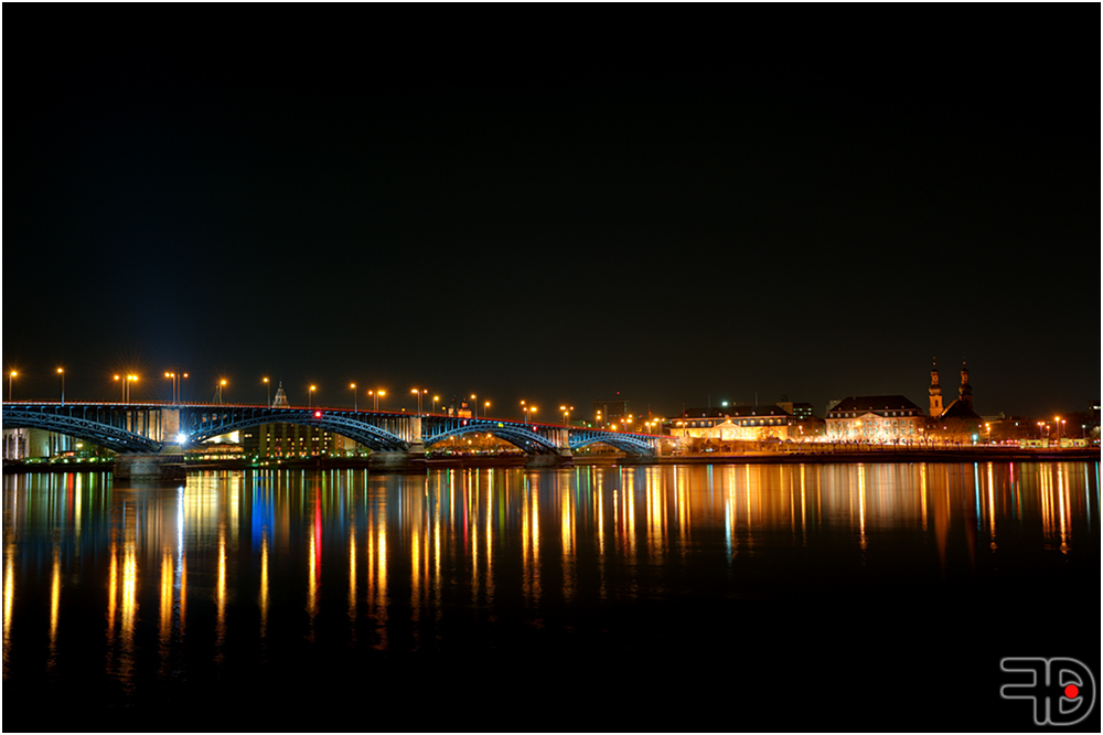 Mainz bei Nacht