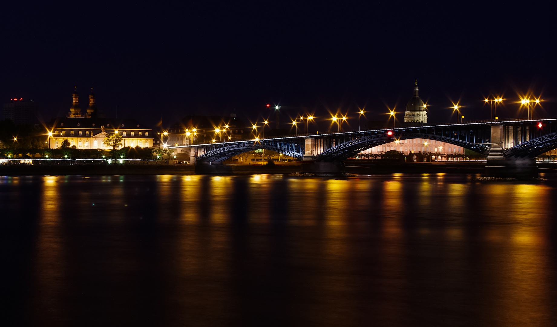 Mainz bei Nacht