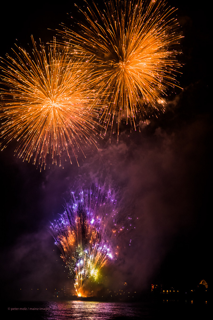 Mainz - Feuerwerk Mainzer Sommerlichter 2019