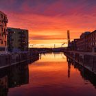 Mainz - Grandios glühender Abendhimmel über dem Mainzer Zollhafen