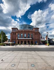 Mainz - Grandioses Theater (ein Mittsommertraum)