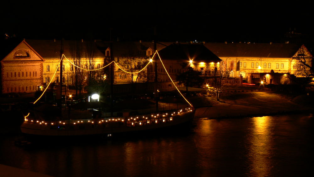 Mainz-Kastel bei Nacht