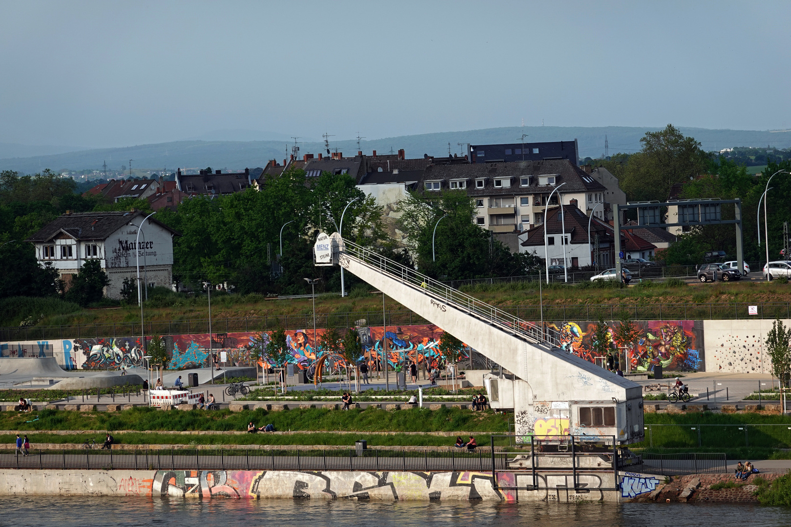 Mainz -Kastel - Historischer Kran