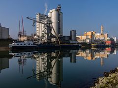 MAINZ RHEINHAFEN