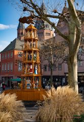 Mainz - Weihnachtspyramide am Höfchen