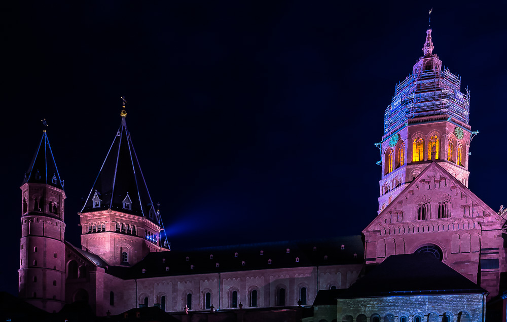 Mainzer Dom bei Nacht