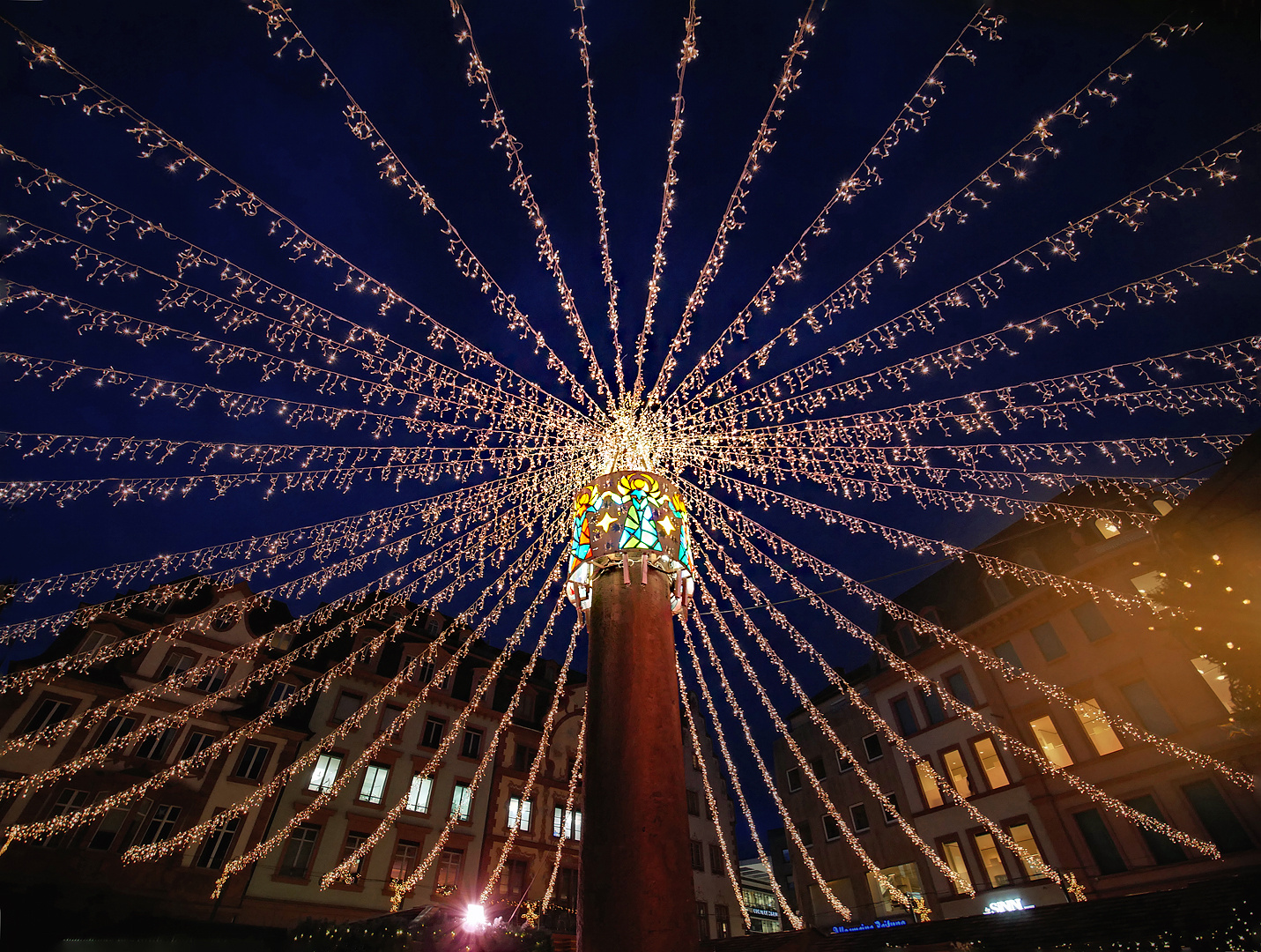 Mainzer Weihnachtsmarkt Foto & Bild architektur, stillleben