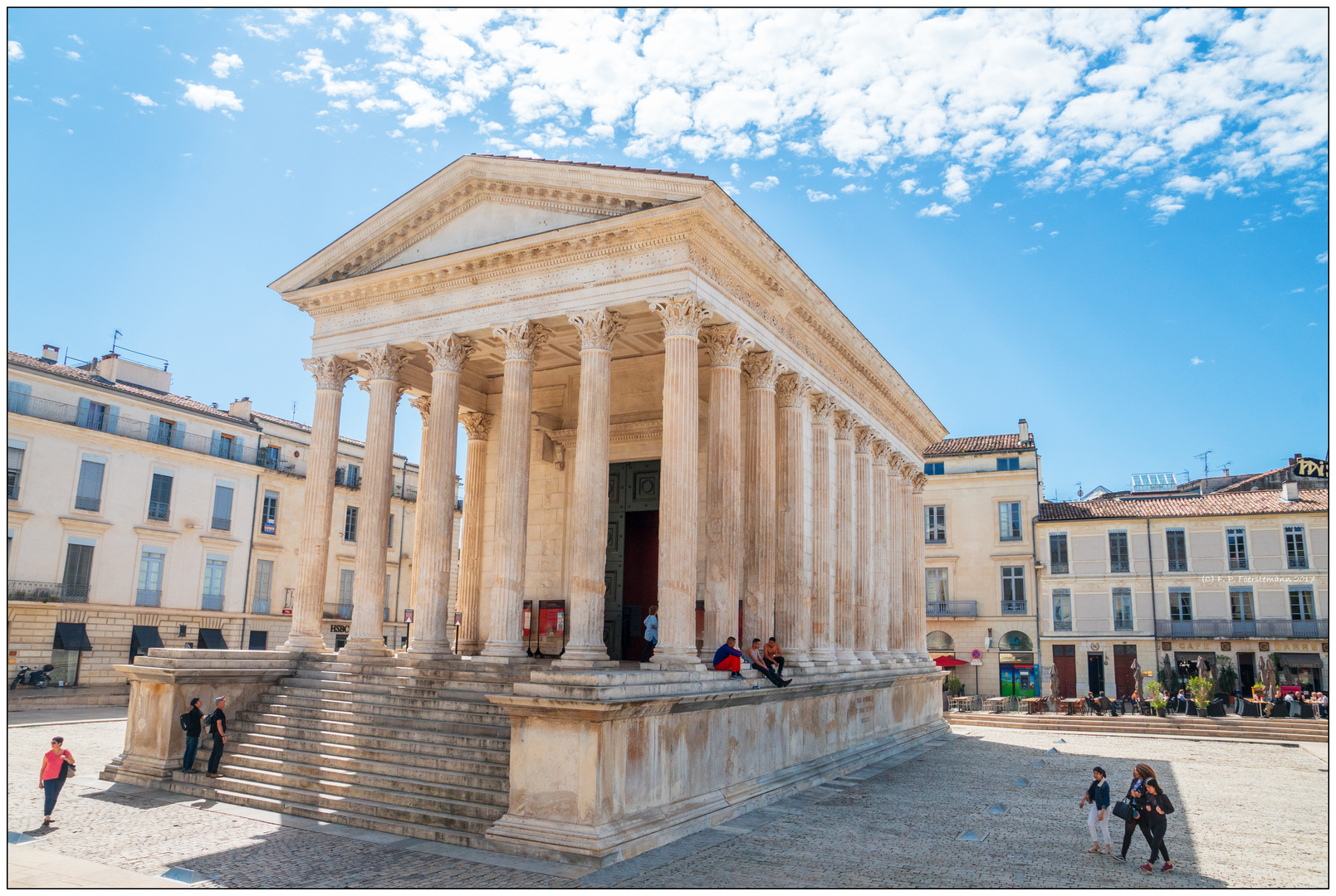 Maison Carrée