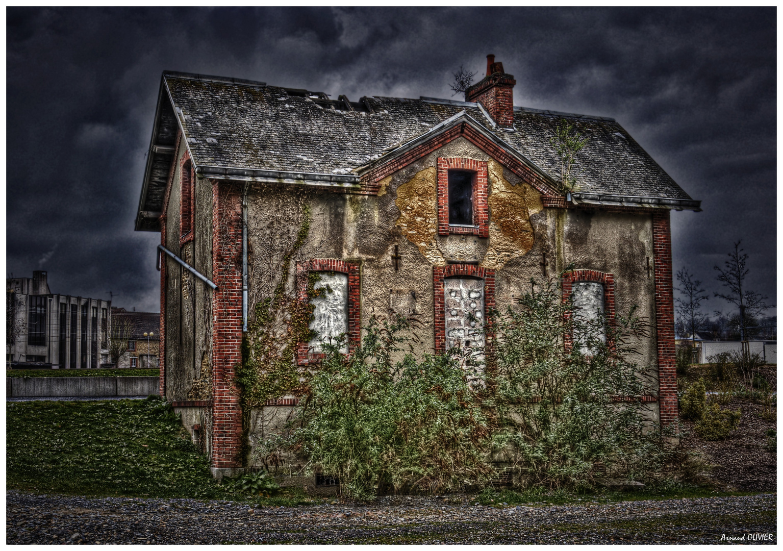 maison d'éclusier abandonnée