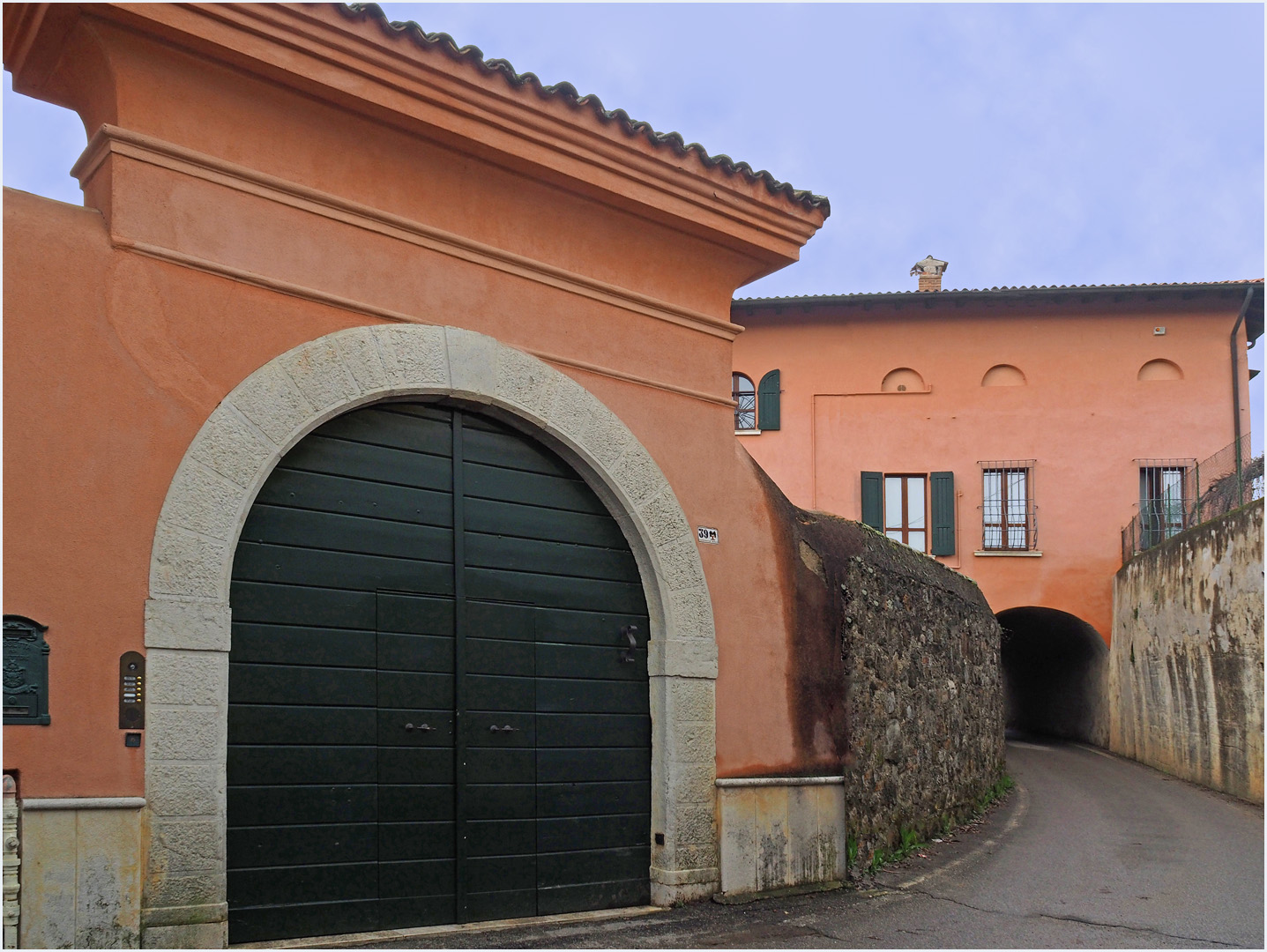 Maisons rénovées de l’ancien village de Moniga del Bosco