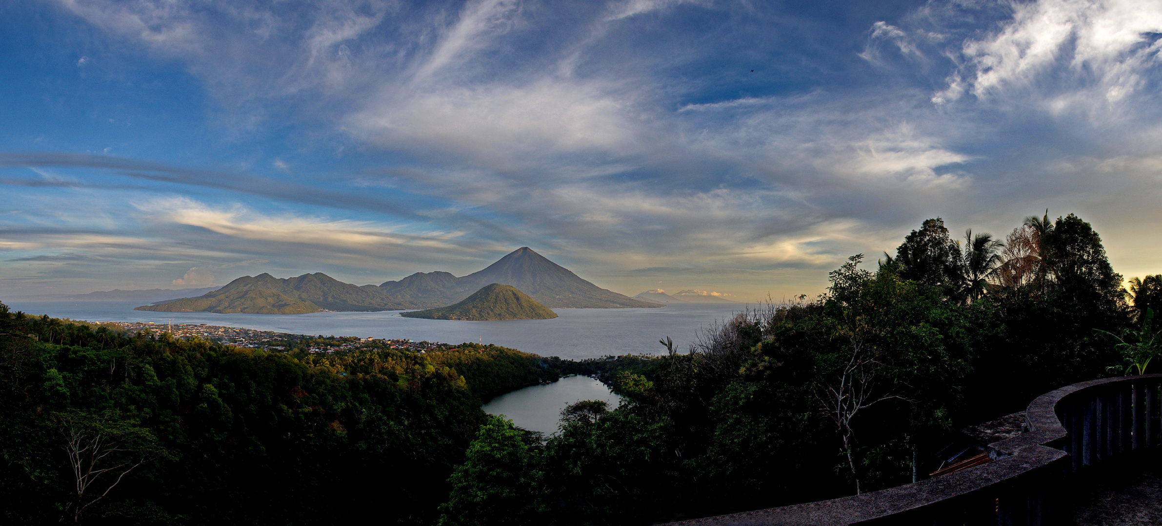 Maitara + Tidore