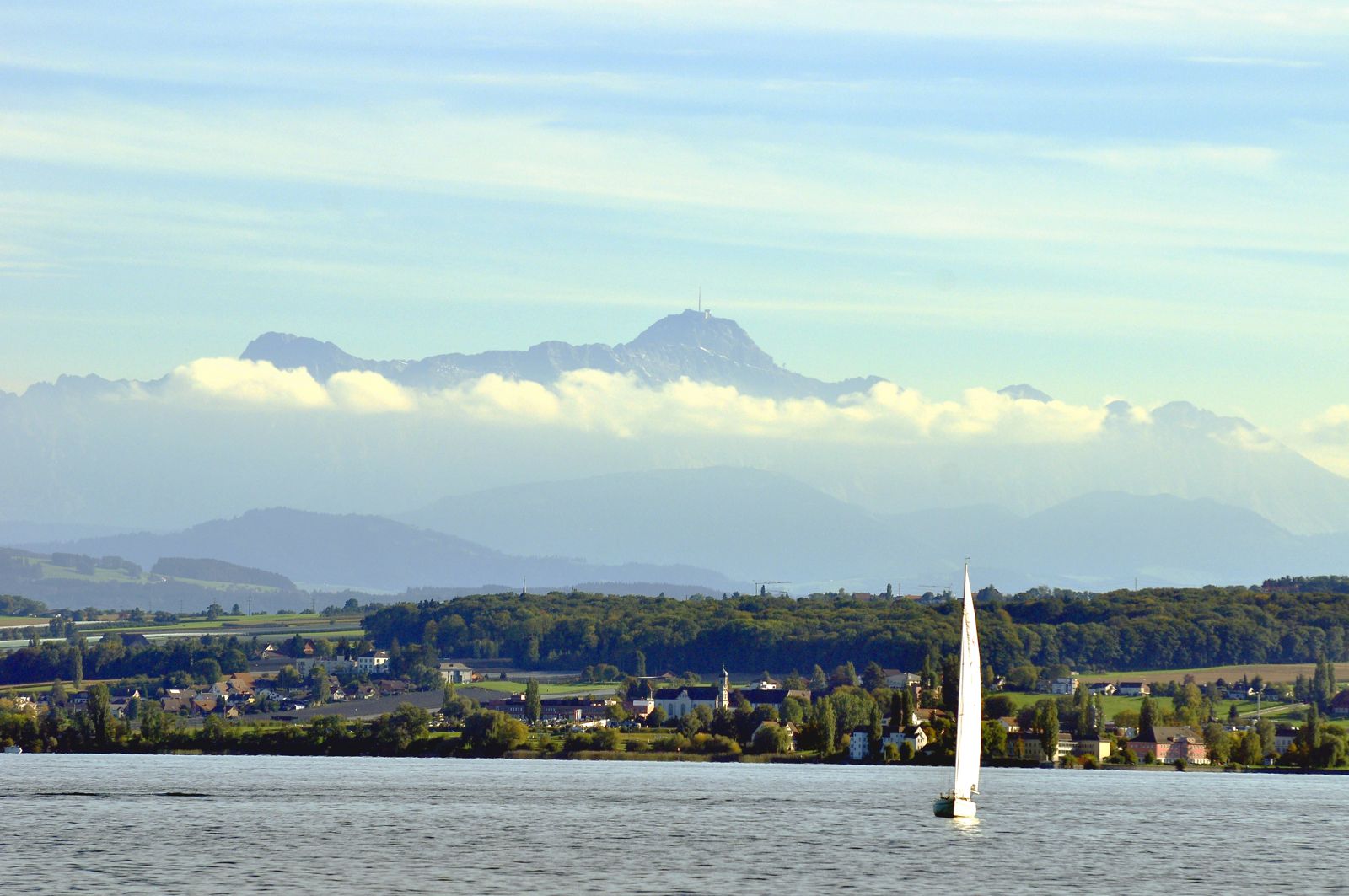 Majestätisch der Säntis über dem Bodensee