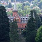 majestueux ! peut etre le chateau de la belle au bois dormant !?