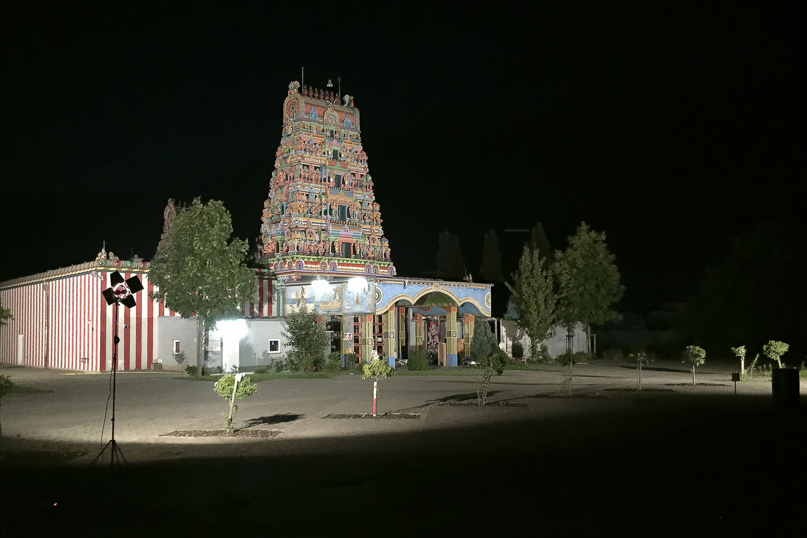 Making of Sri Kamadchi Ampal Tempel