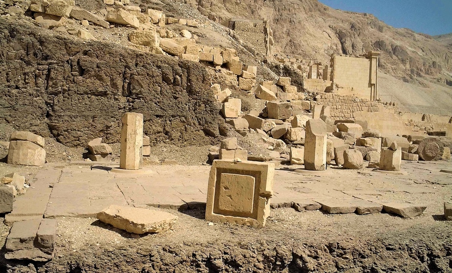 ... mal ein ganz anderer Blickwinkel zum Hatschepsut-Tempel