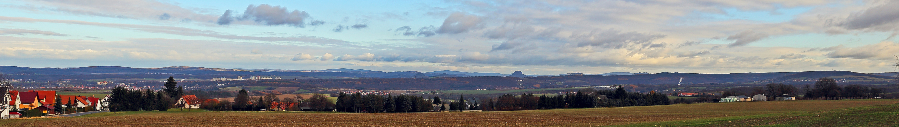 Mal eine andere Variante, denn es ist kein gestitchtes Panorama...