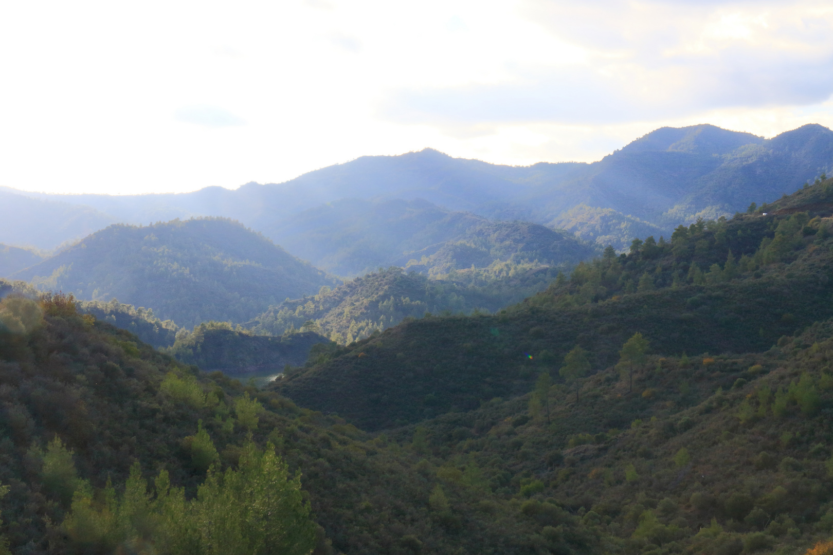 Mal etwas zum abkühlen ...... Troodos Berge, Zypern.