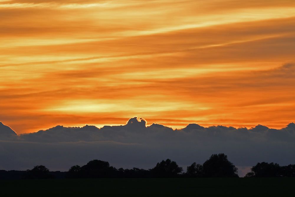 Mal keine Flugbewegungen im Sonnenuntergang