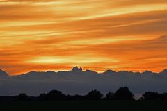 Mal keine Flugbewegungen im Sonnenuntergang