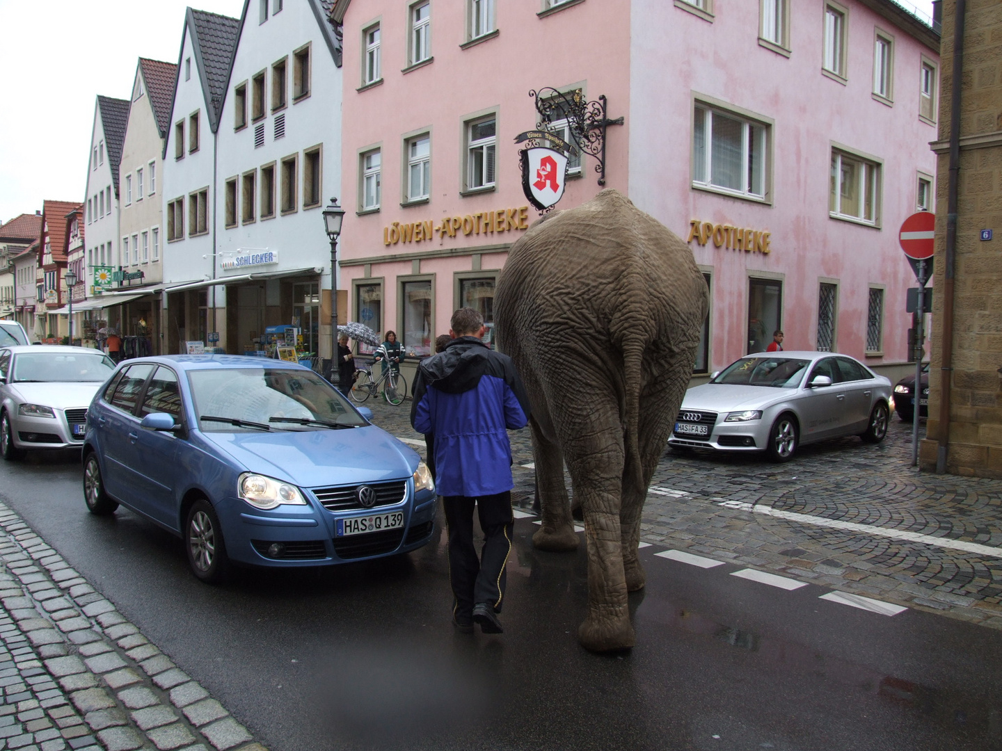 Mal kurz zur Apotheke ...