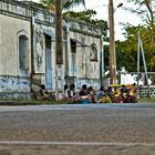 Malagasy´s esperando un taxi.