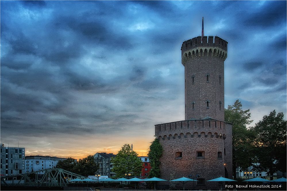 Malakoffturm .... zu Köln