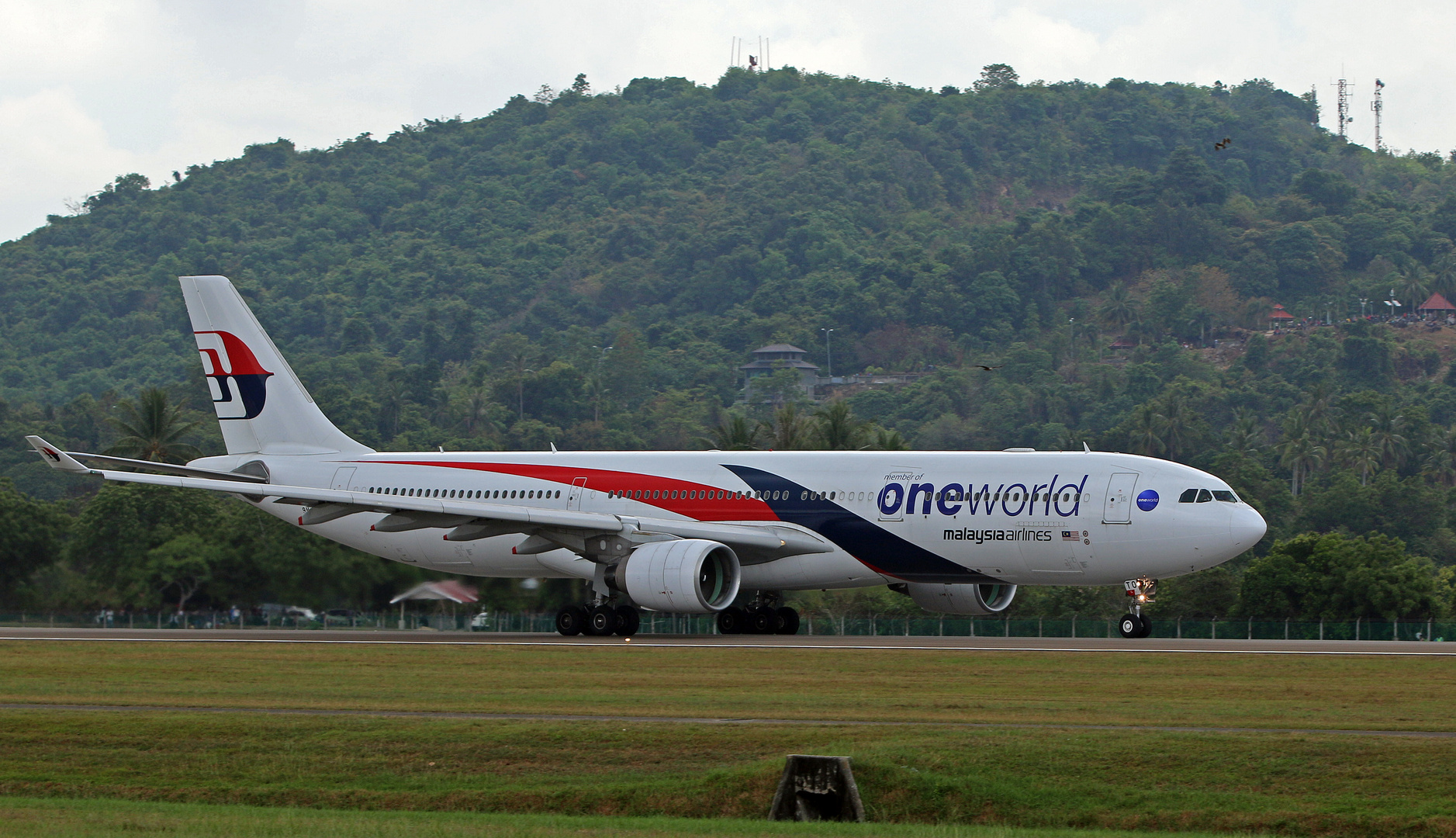 MALAYSIA AIRLINES / ONEWORLD