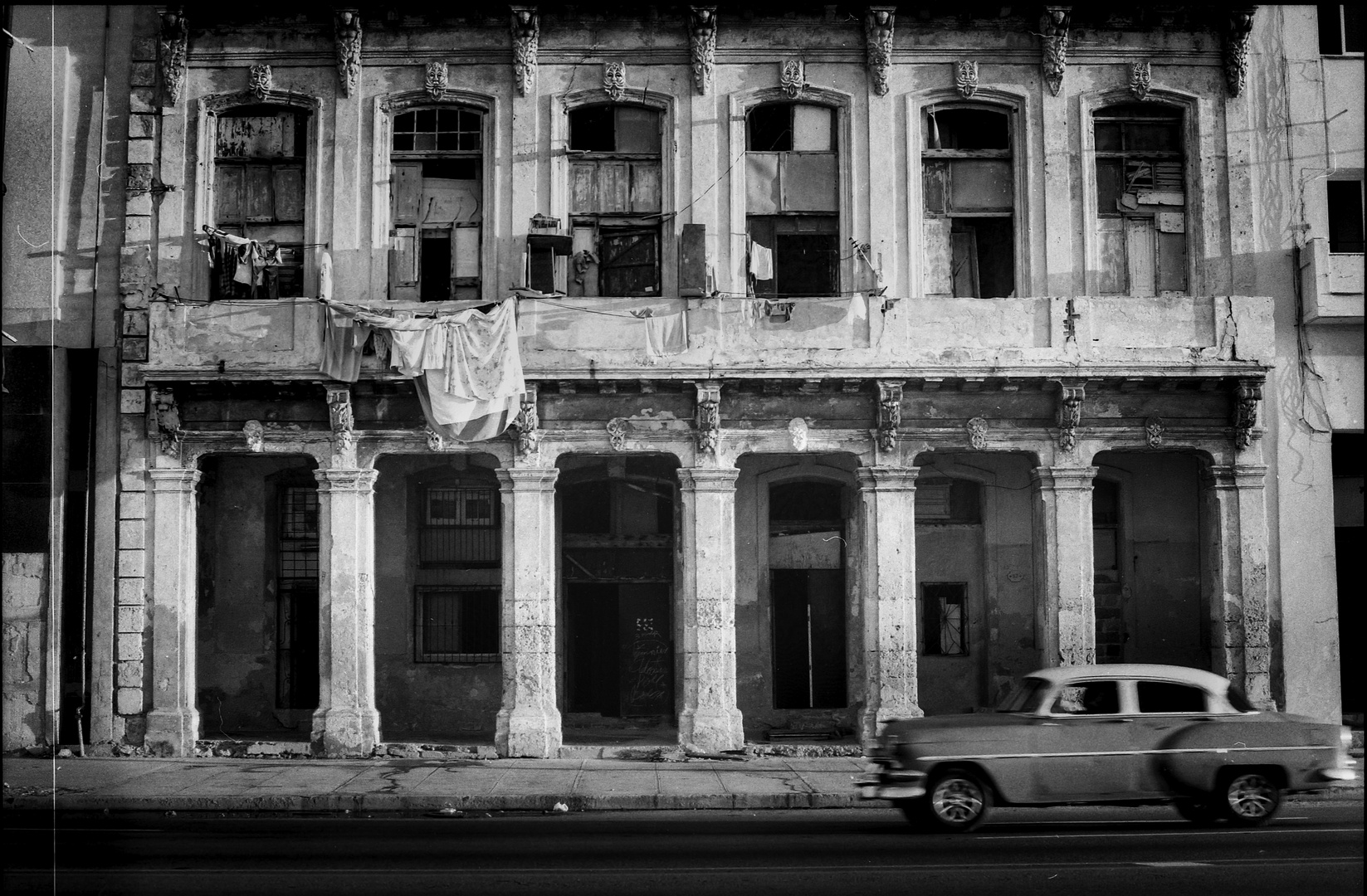 Malecón analog