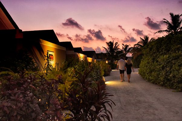 Malediven Abendspaziergang